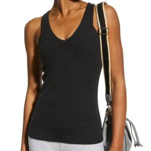 ALO YOGA Elevate Tank in black